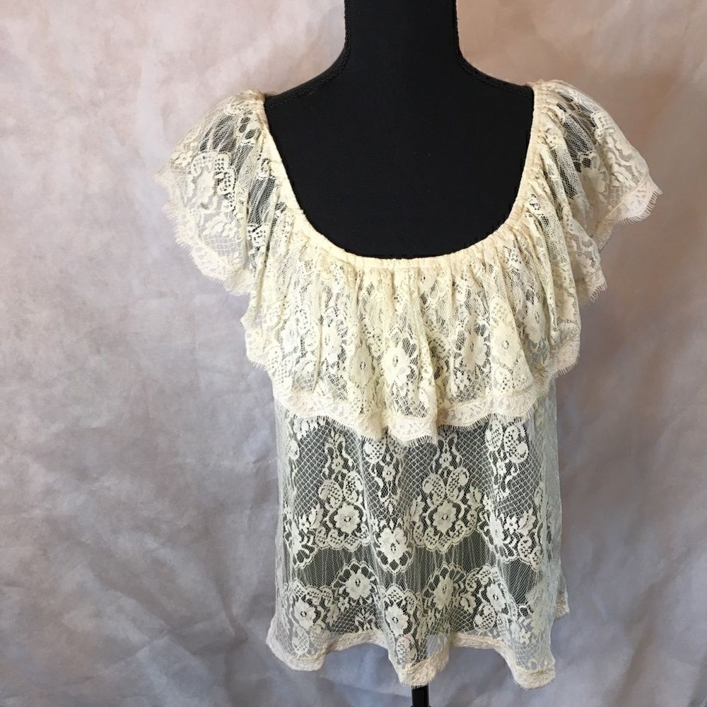Forever 21 lace top.Beige large Very feminine